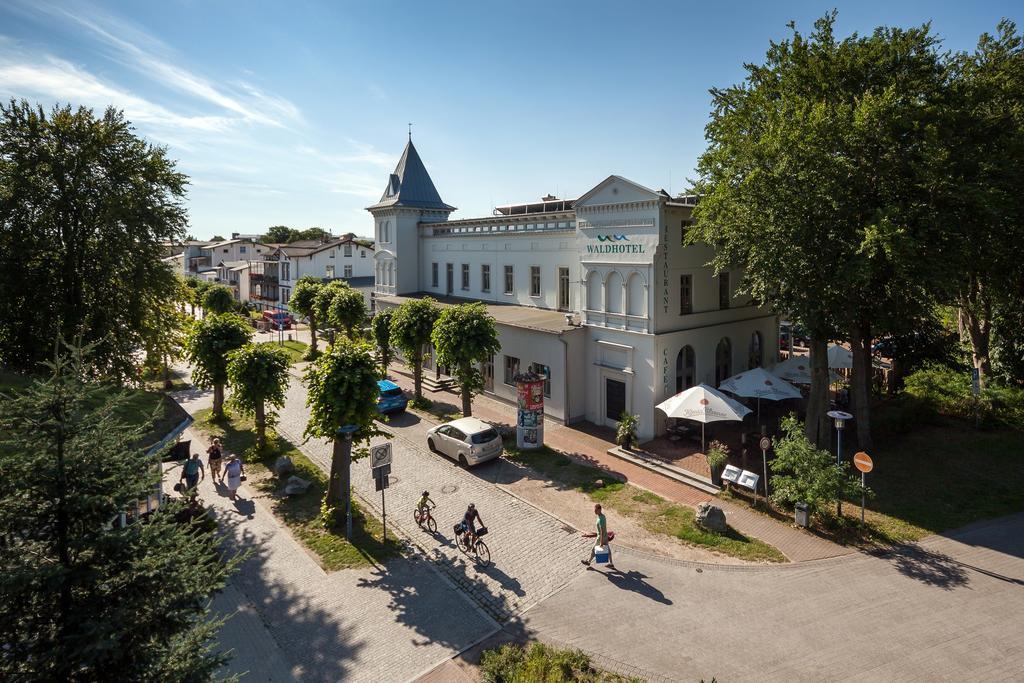 Waldhotel Граль-Мюріц Екстер'єр фото